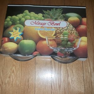 NWOT bowl set